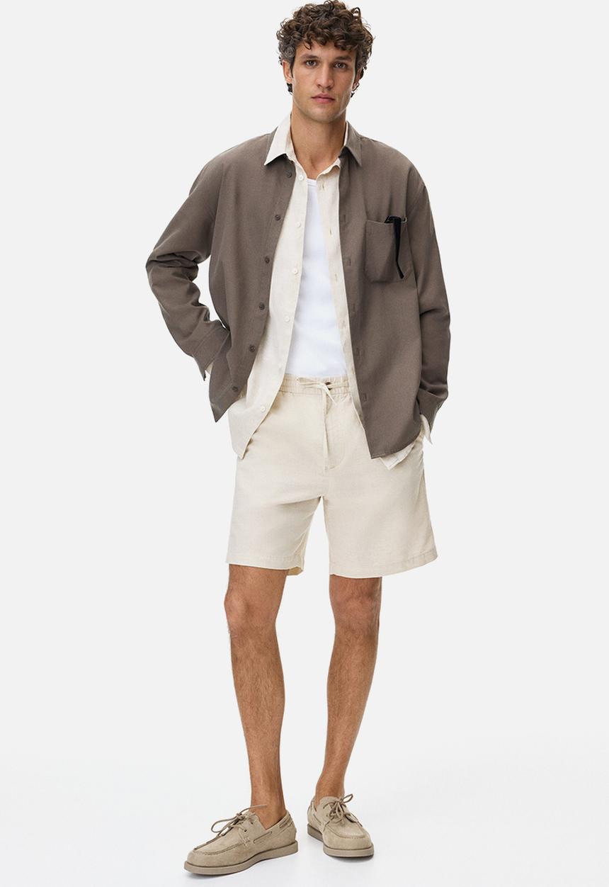 H&M - Regular fit linen-blend shorts - cream
