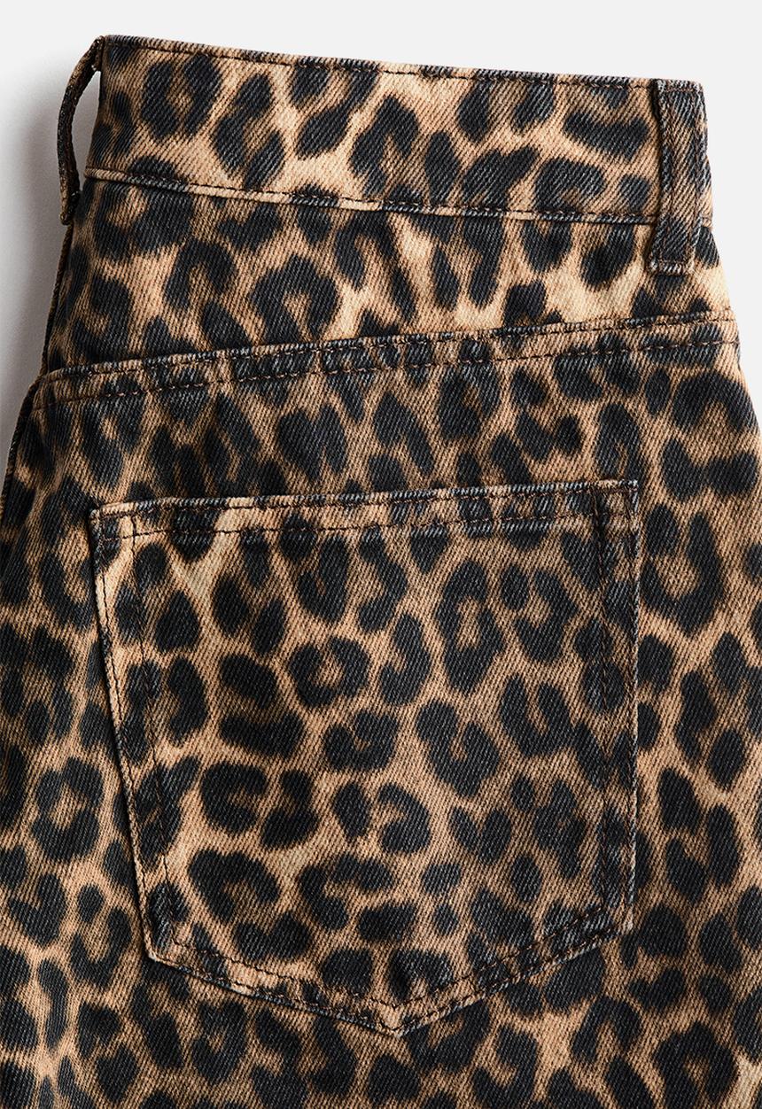 H&M - Denim bermuda shorts - beige/leopard print