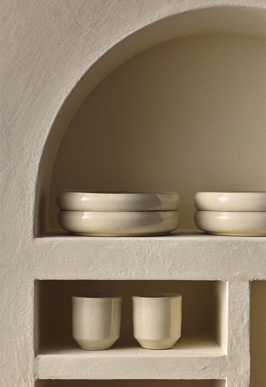 H&M - Reactive-glaze soup plate - light beige