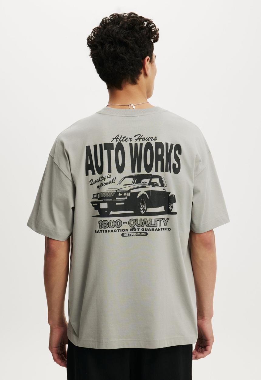 Cotton On - Box Fit Graphic T-Shirt  - Overcast Grey / Auto Works