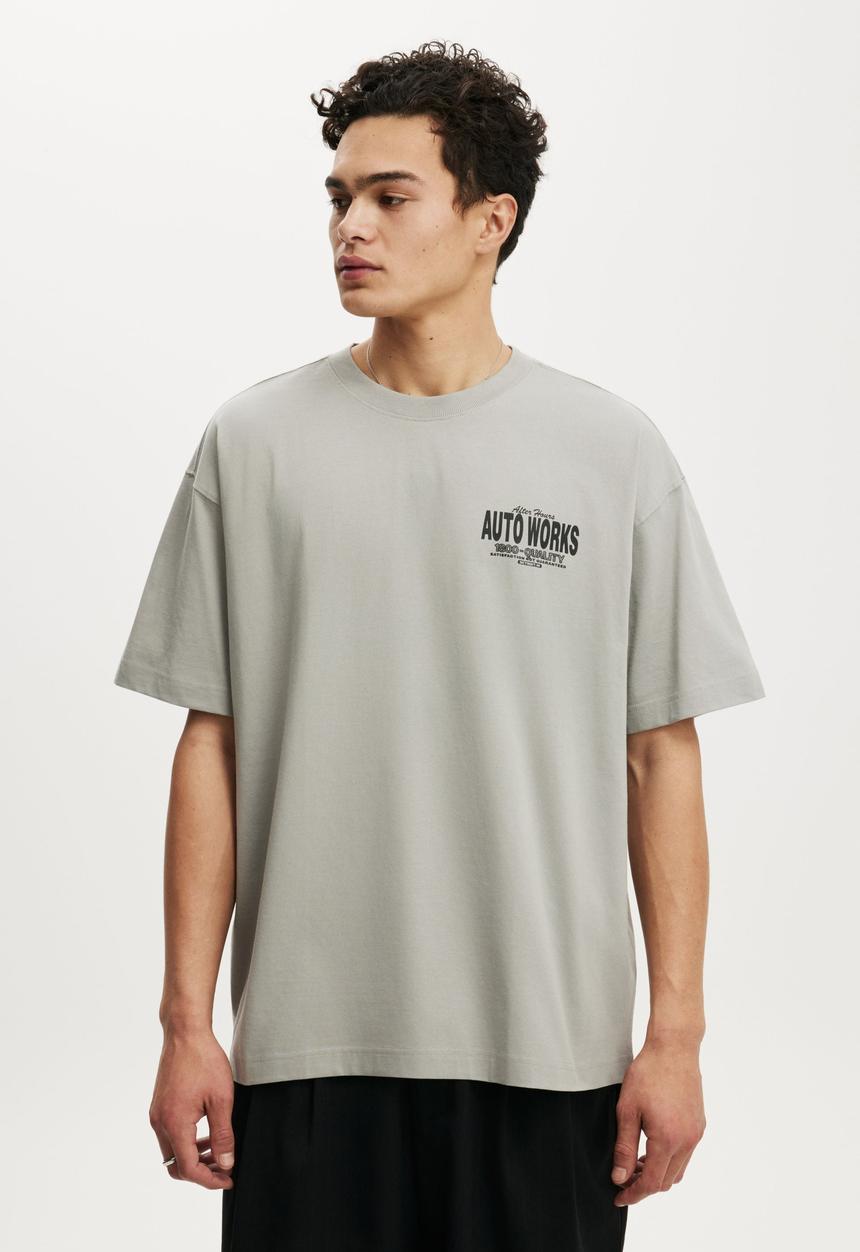Cotton On - Box Fit Graphic T-Shirt  - Overcast Grey / Auto Works