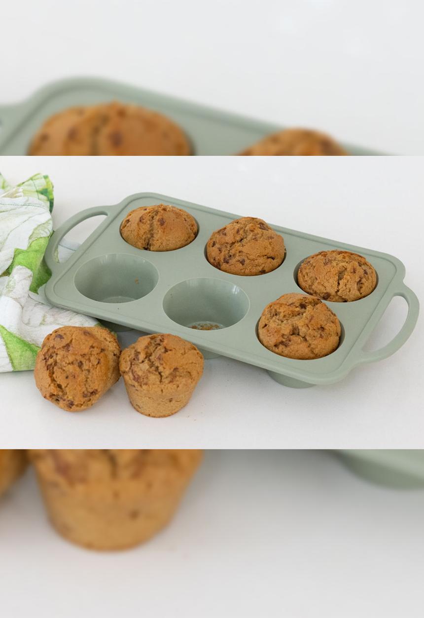 Home Classix - Home Classix Silicone Muffin Tray With Solid Handle - medium green