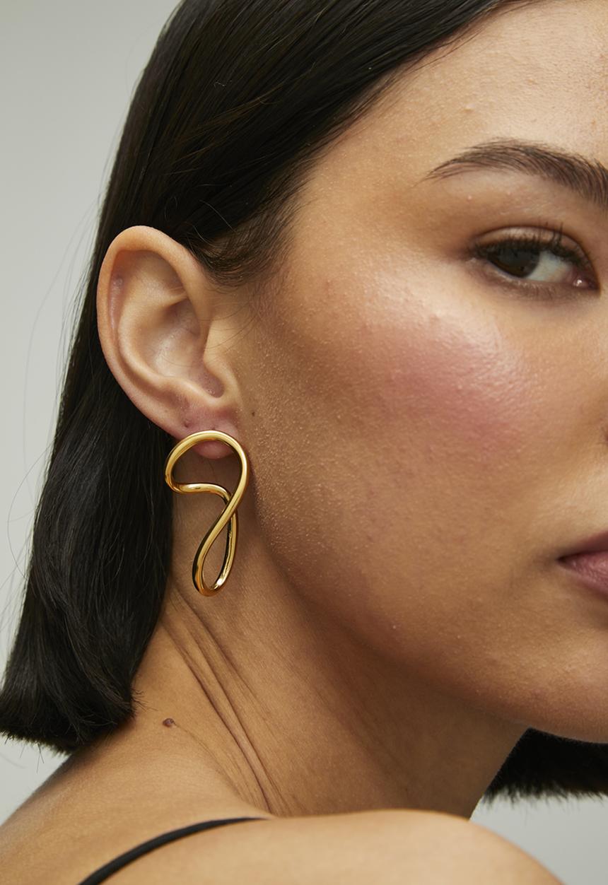 Tessa Design - Vera Twisted Drop Stud Earrings-Gold