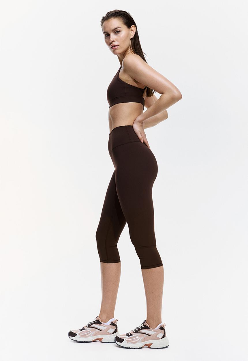 H&M - Capri leggings with sculptmove - warm brown