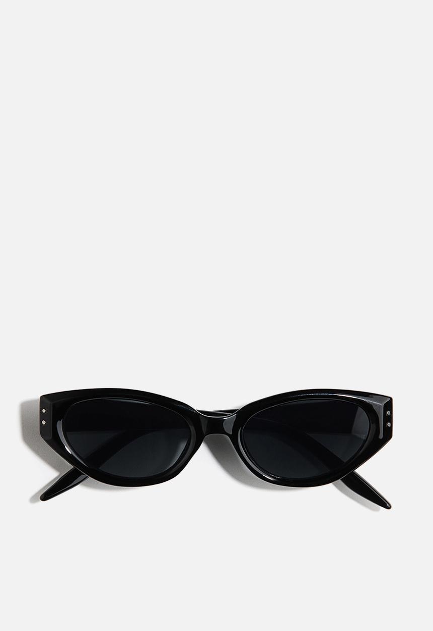 H&M - Cat-eye sunglasses - black