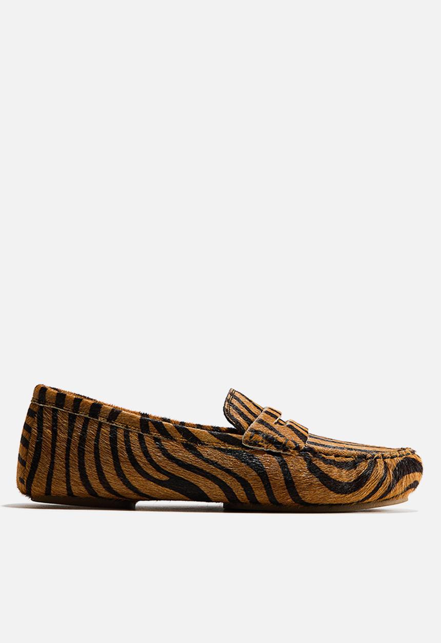 H&M - Leather loafers - beige/faux tiger