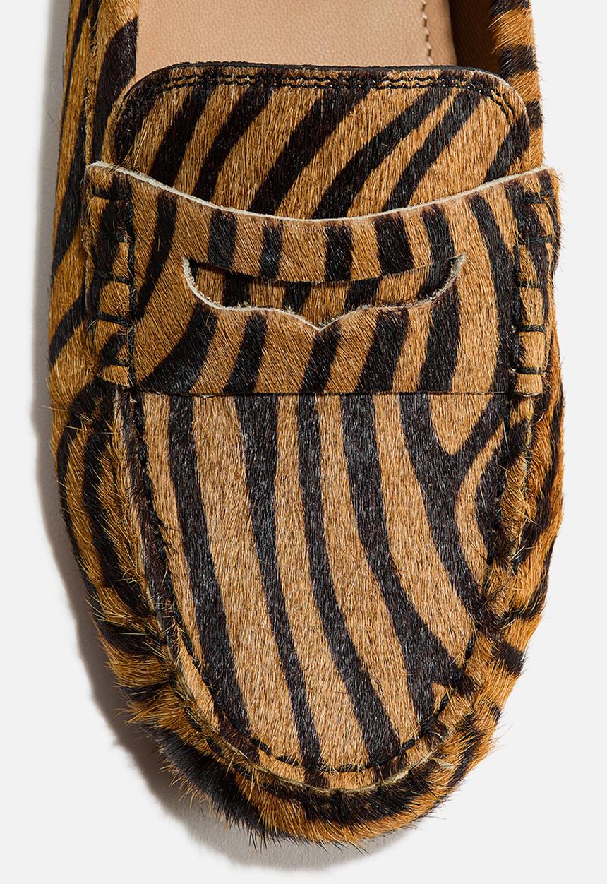 H&M - Leather loafers - beige/faux tiger