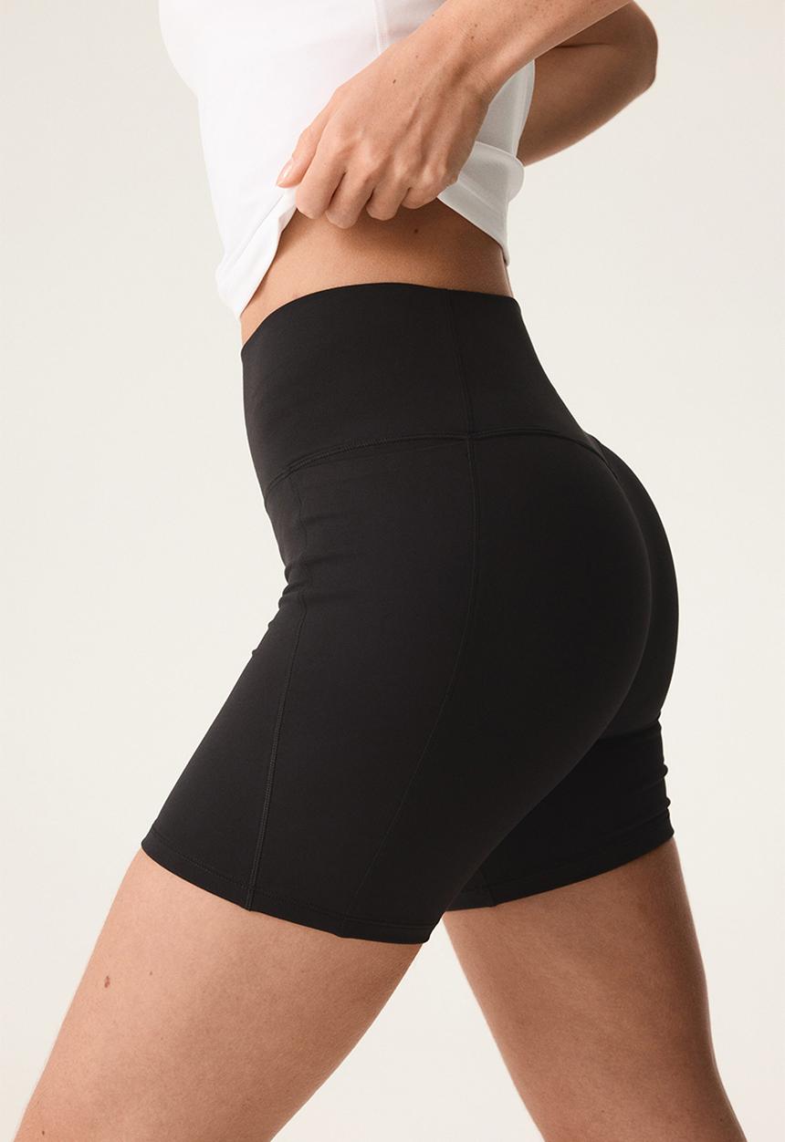 H&M - Softmove™ pocket cycling shorts  - black