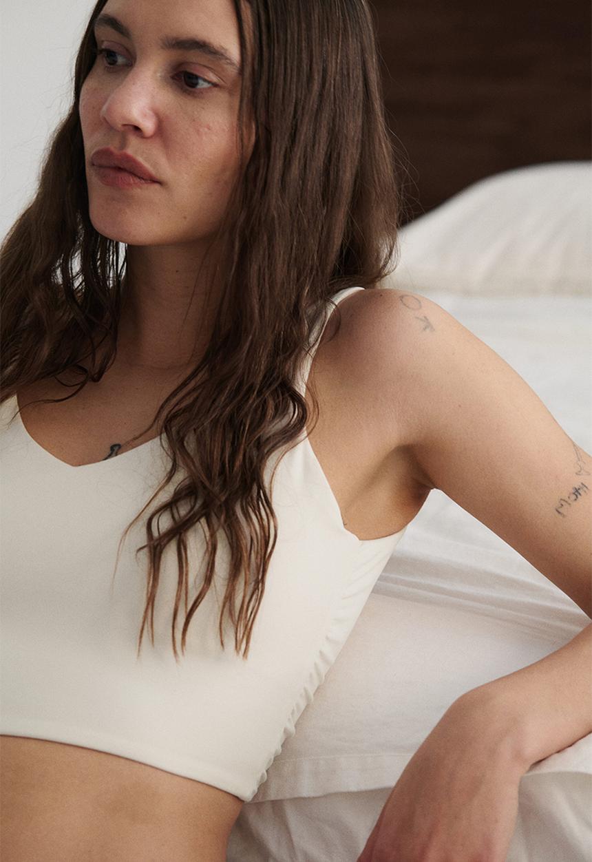 H&M - Twist-detail vest top with softmove™ - ivory