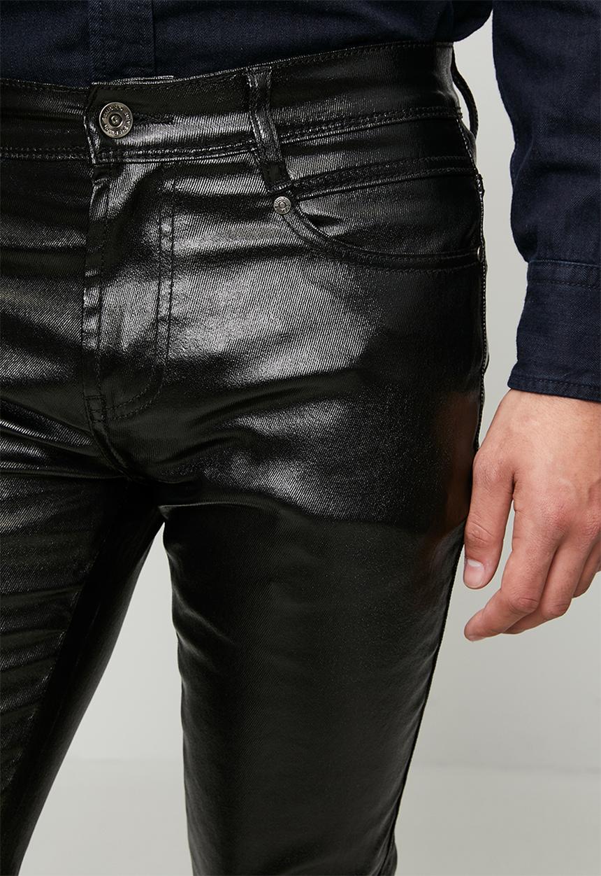 Ben Sherman - Wax Coated Sheen Slim Fit Denim - Black