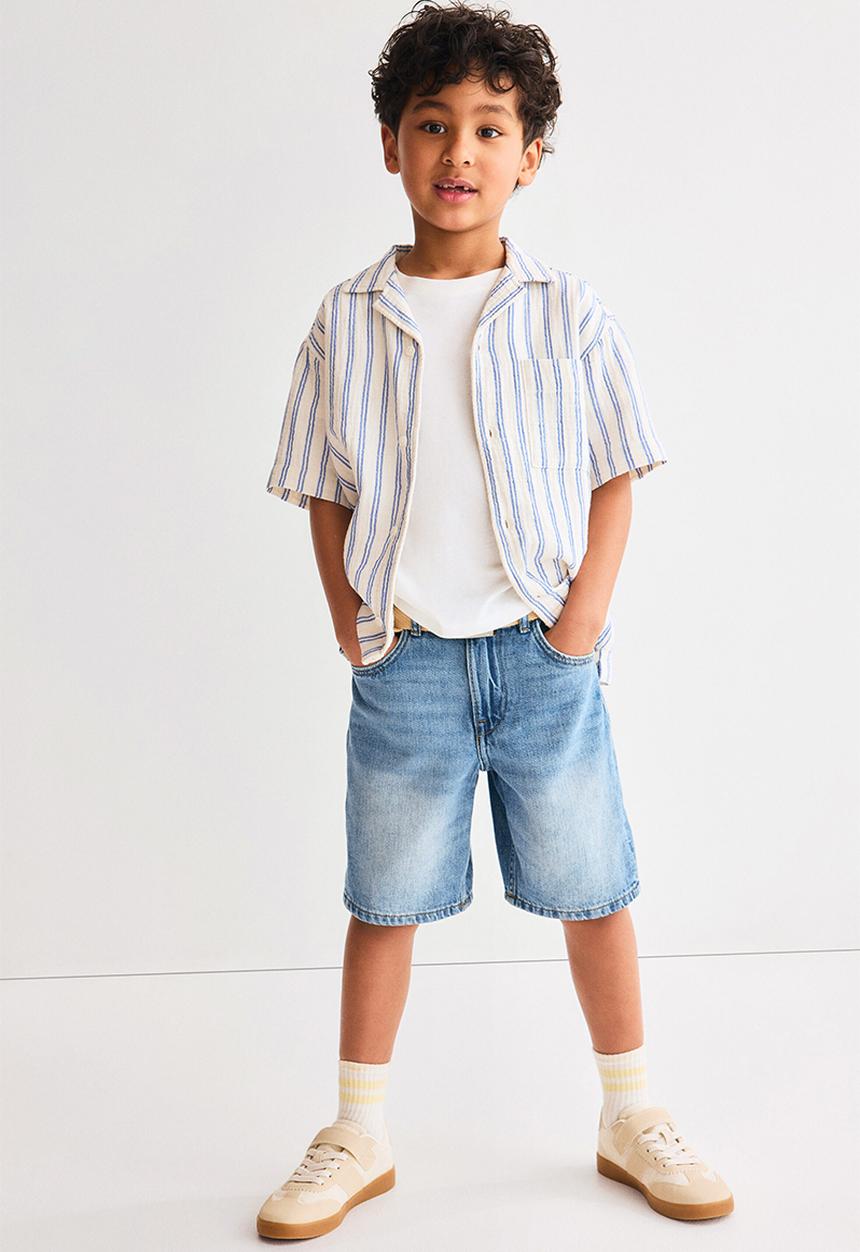 H&M - Loose fit denim shorts - light denim blue