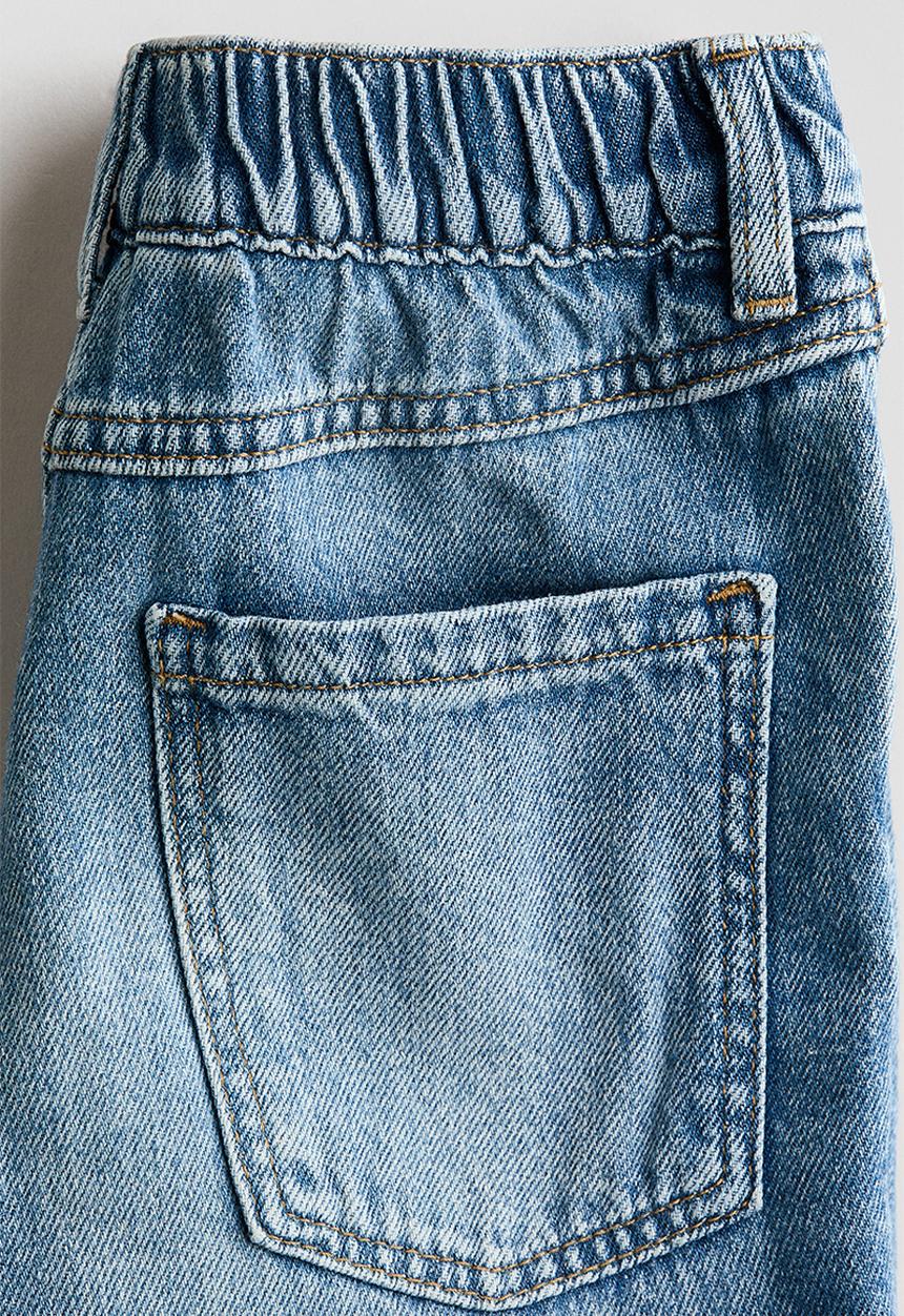 H&M - Loose fit denim shorts - light denim blue