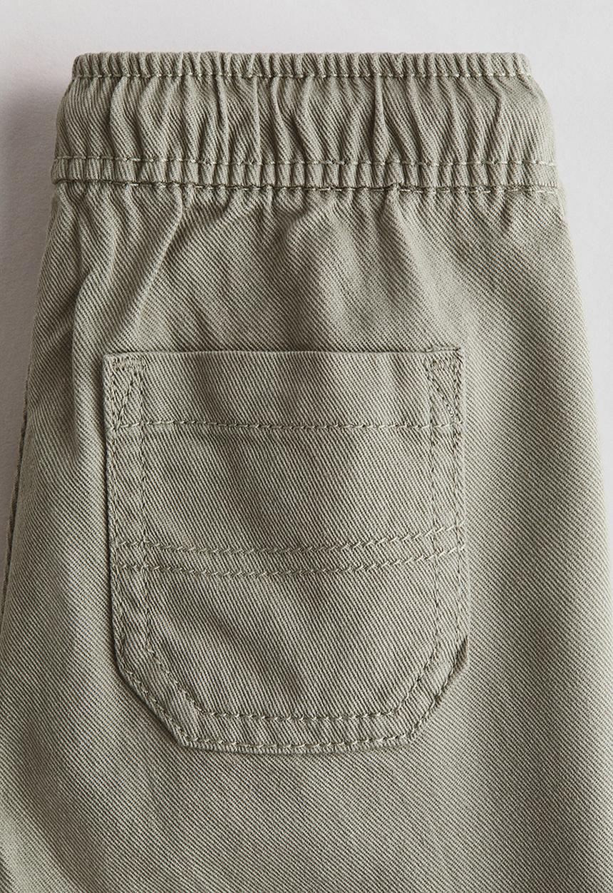 H&M - Twill shorts - light khaki green