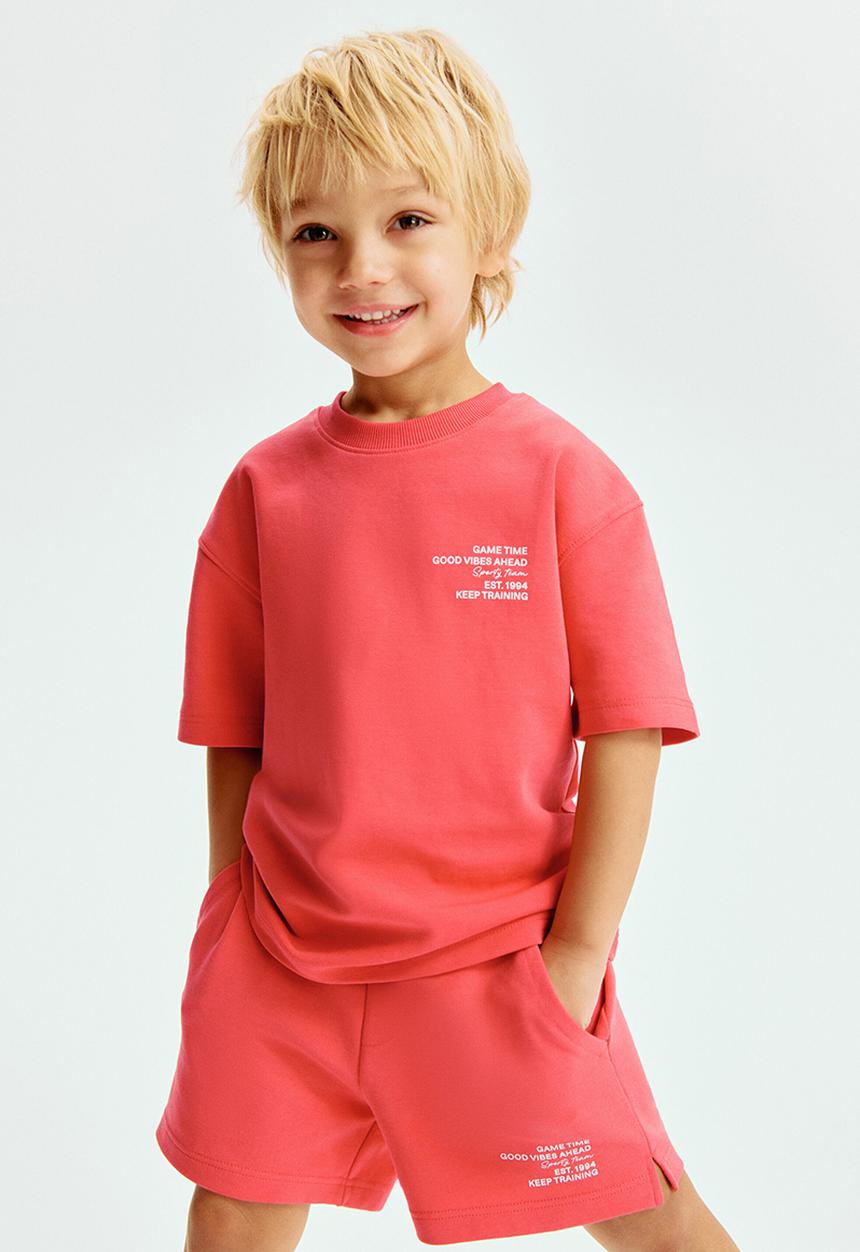 H&M - 2-piece t-shirt and sweatshorts set - red/game time
