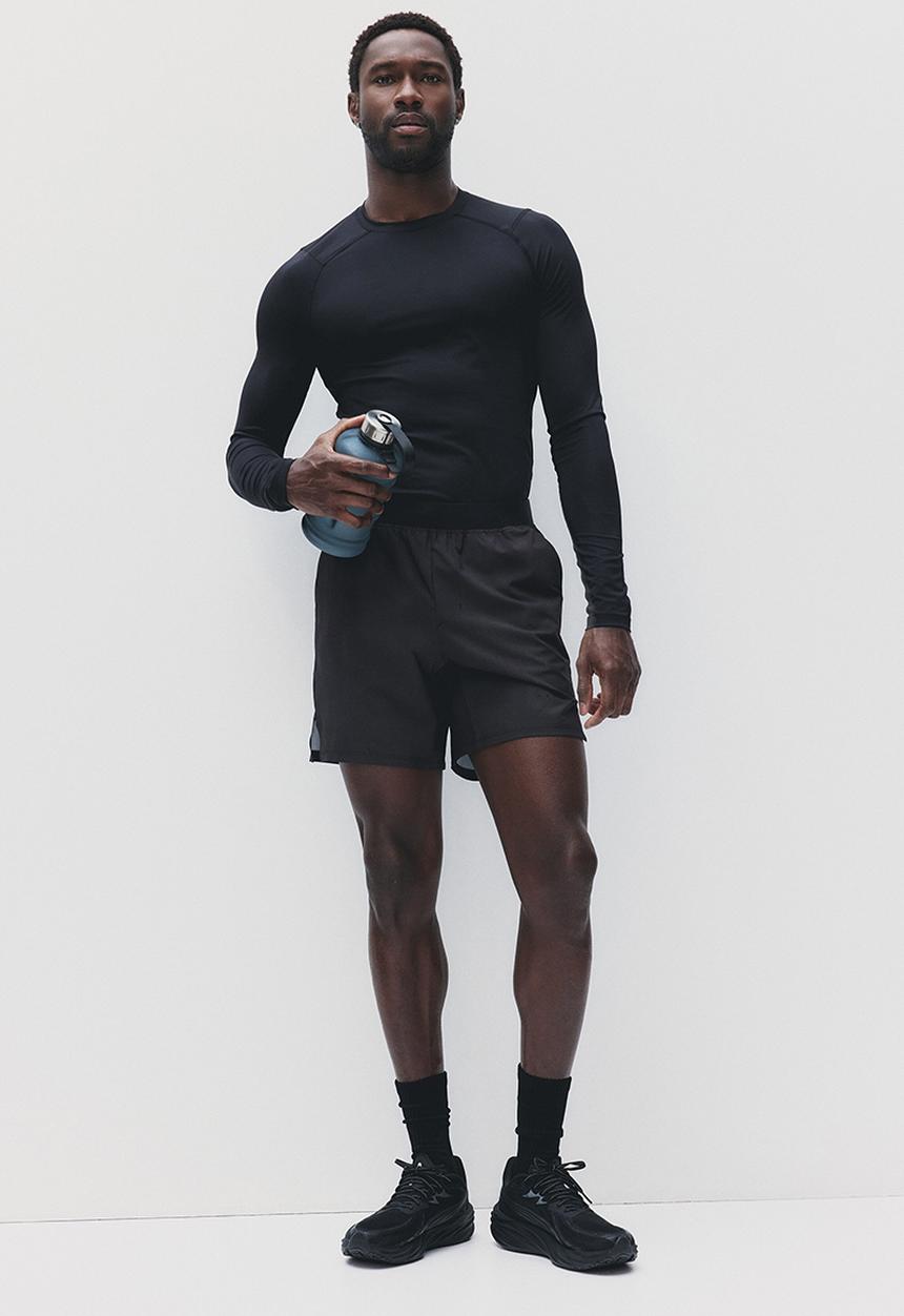 H&M - Mid-length sports shorts with drymove - dark brown