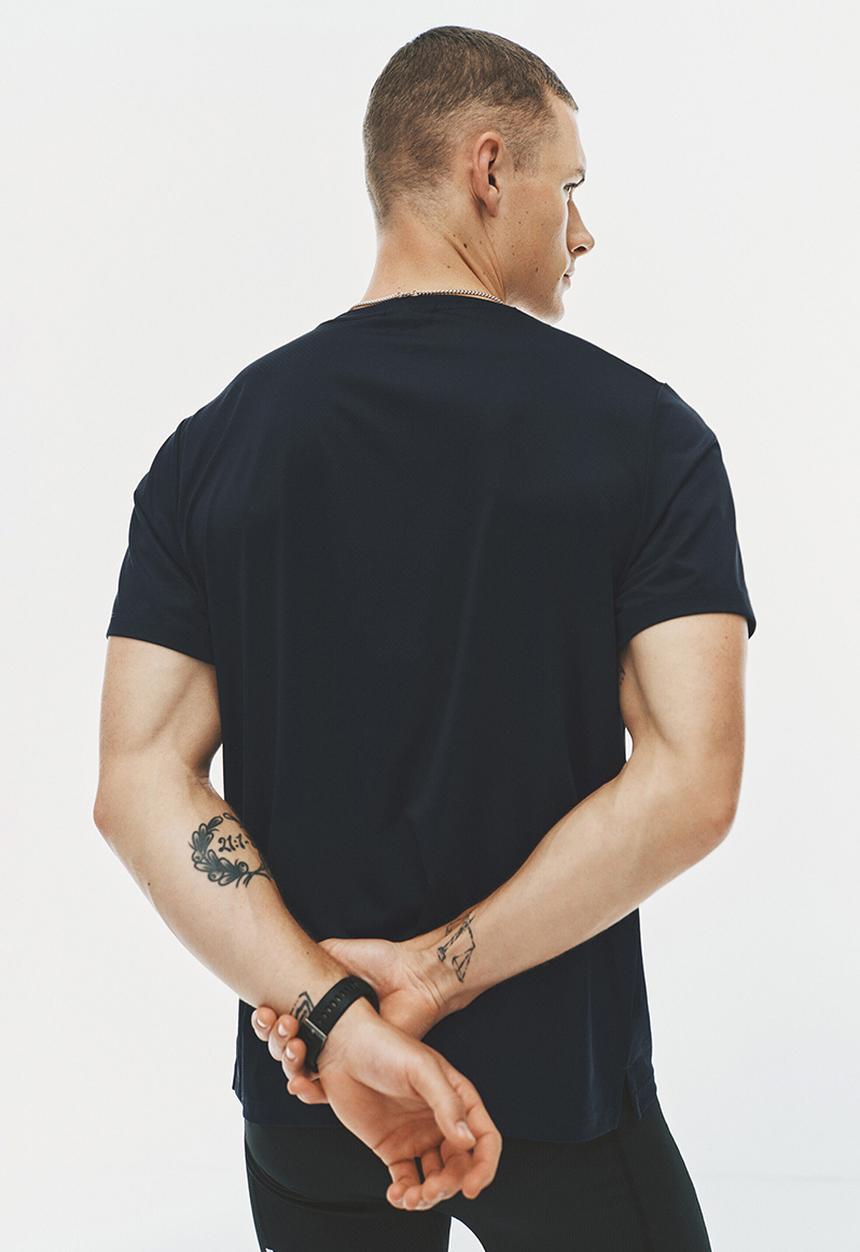 H&M - Mesh sports T-shirt with drymove - dark blue