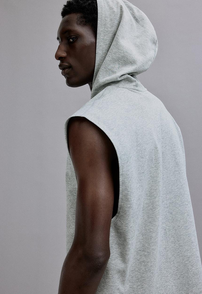 H&M - Regular fit sleeveless sports hoodie with drymove™ - grey marl