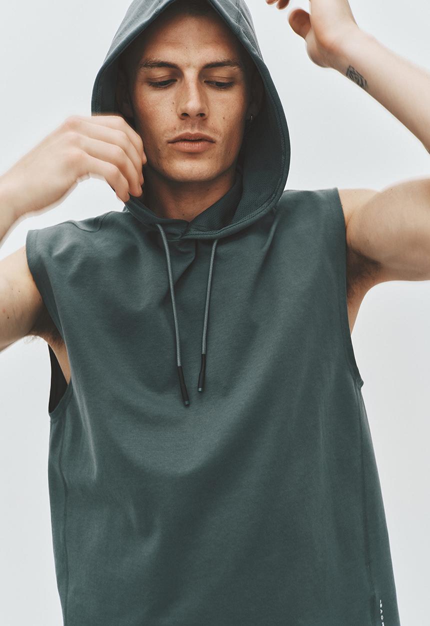H&M - Regular fit sleeveless sports hoodie with drymove™ - dusty green