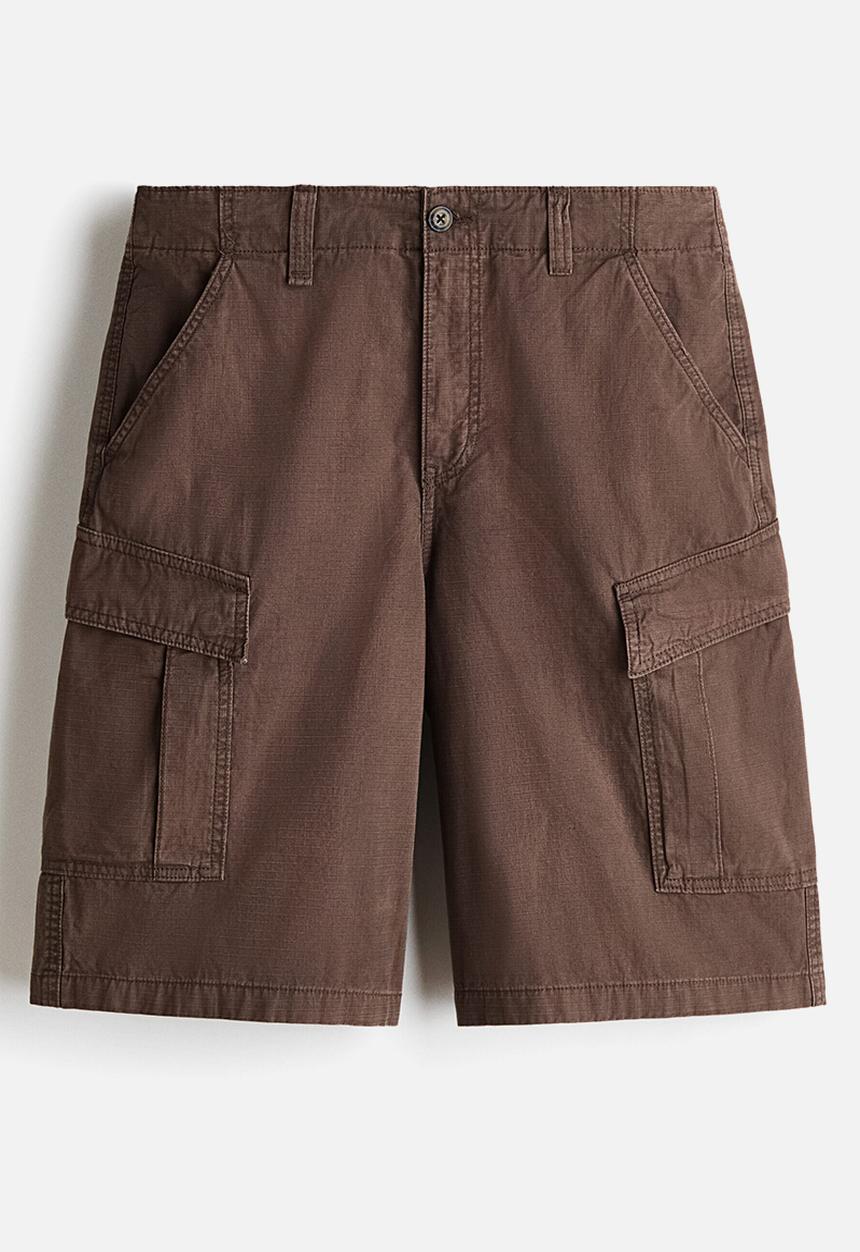 H&M - Loose fit cotton cargo shorts - brown