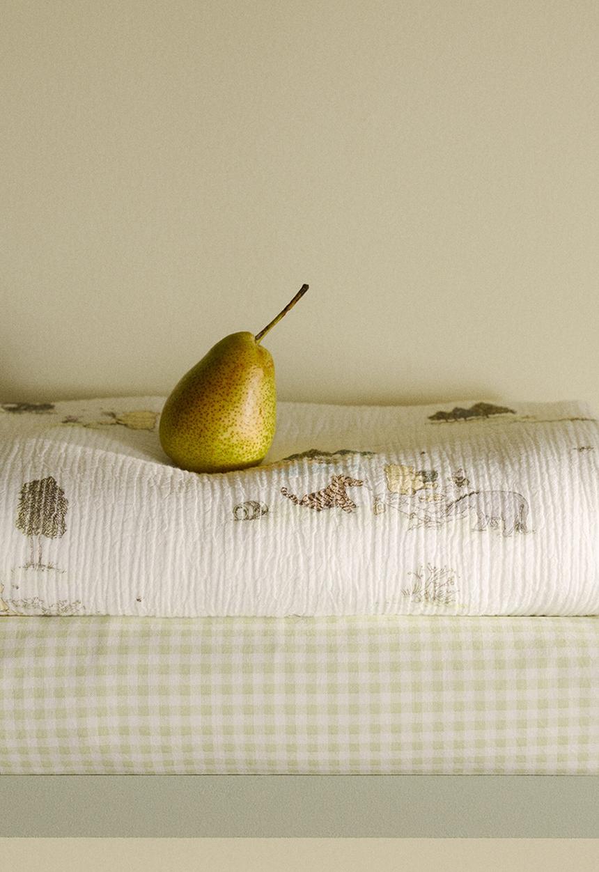 H&M - Patterned muslin blanket - light green/winnie the pooh