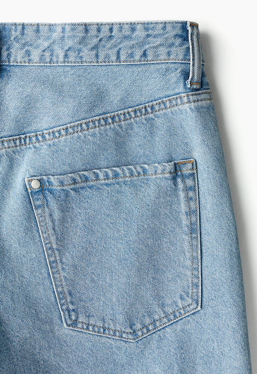 H&M - Relaxed fit denim shorts - light denim blue