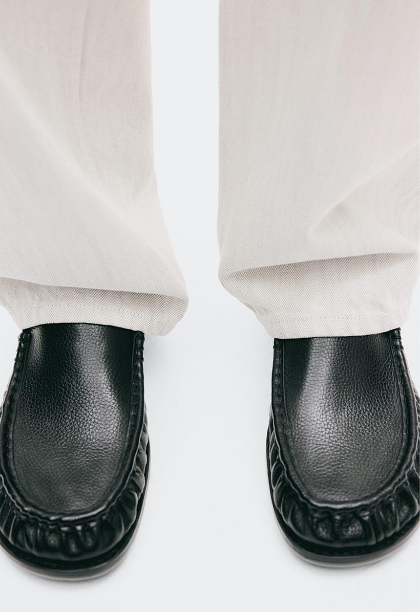 H&M - H&M Atelier: Leather loafers - black