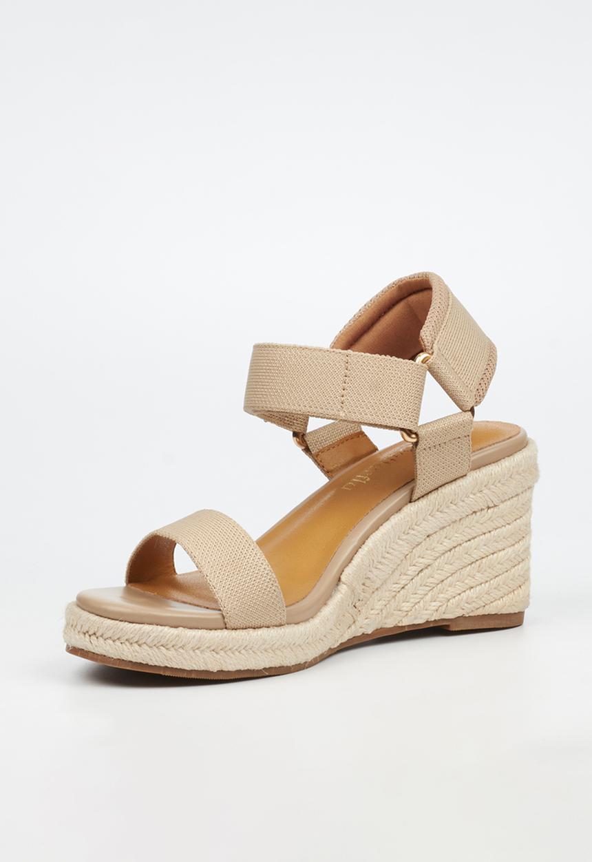 Butterfly Feet - Escada 1 espadrille wedge heel - beige