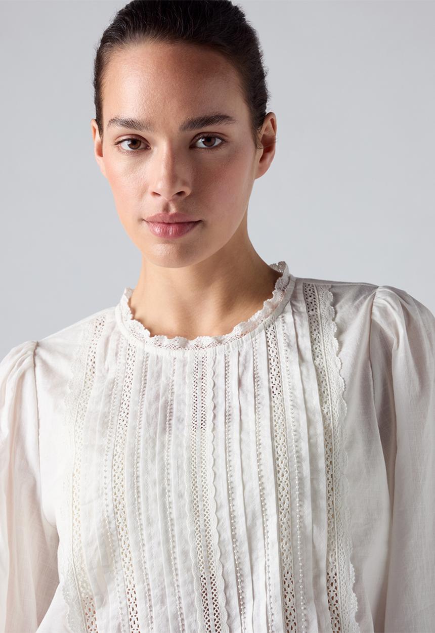 Levi’s® - Han Ls Beaded Blouse -  Cloud Dancer Cotton