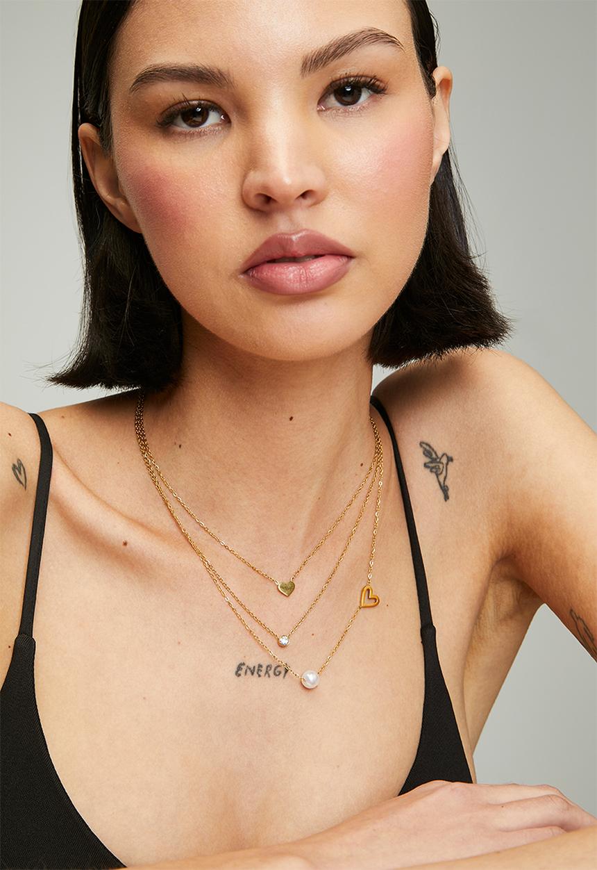 Zoe on Trend - Trendy Triple-Strand Pearl And Heart Necklace - Gold