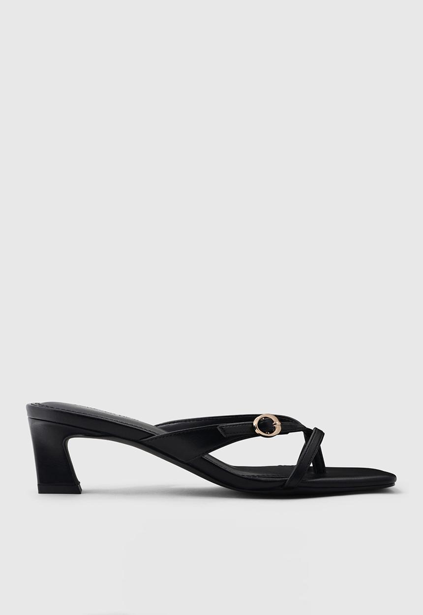 Forever New - Belinda buckle detail thong heeled sandal - black