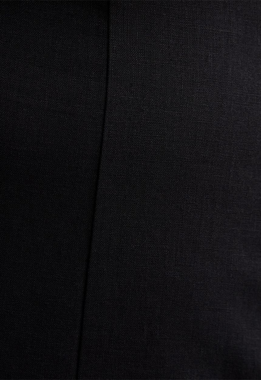 Forever New - Portia folded collar linen midi dress - black