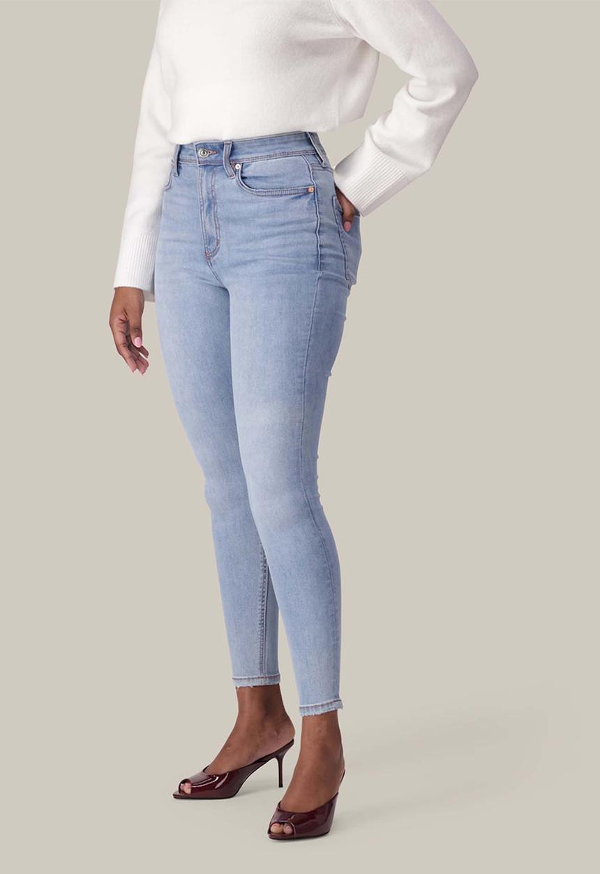 Forever New - Hayley high-rise sculpt skinny jeans in light wash