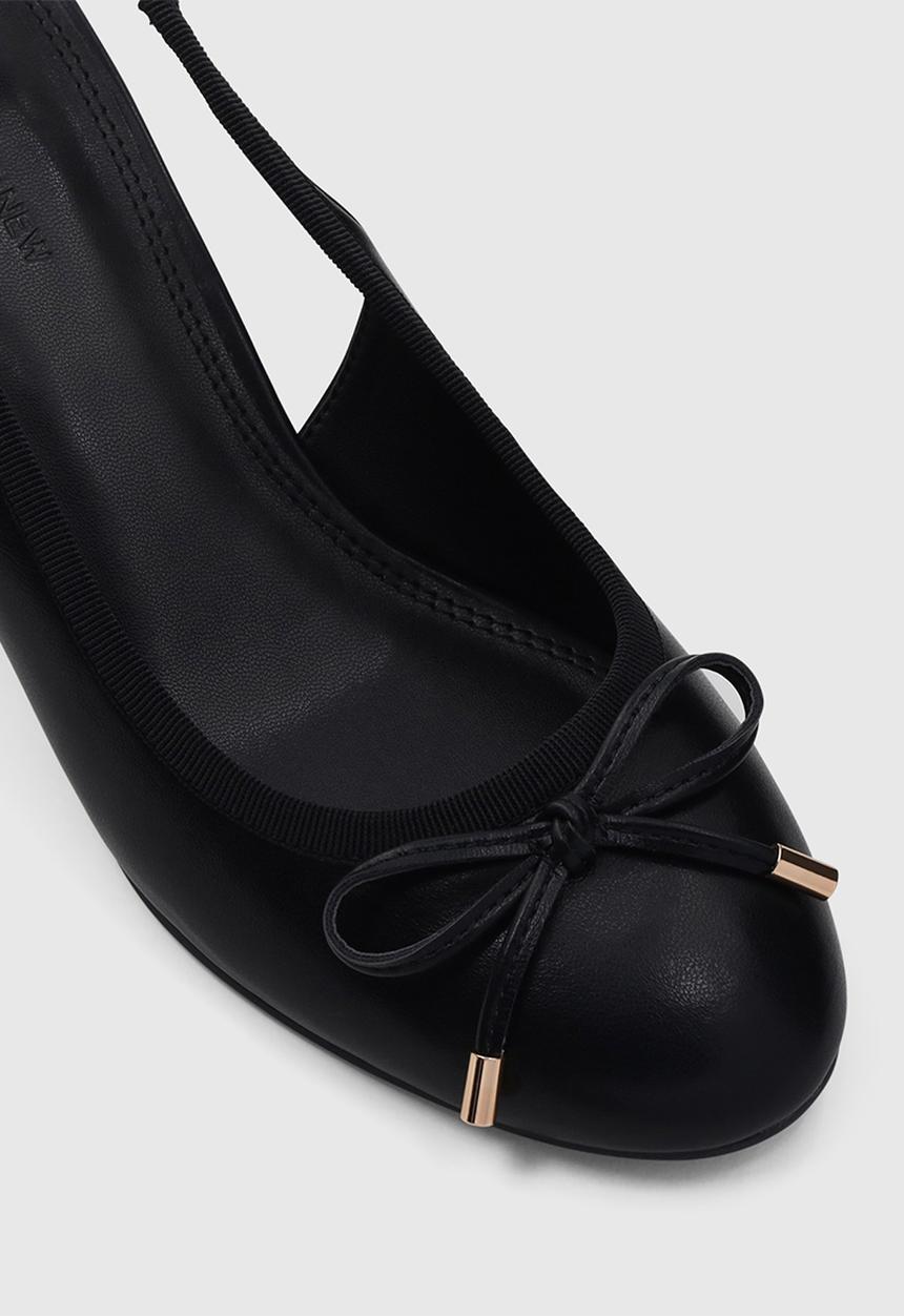 Forever New - Camryn block heel ballet shoe - black