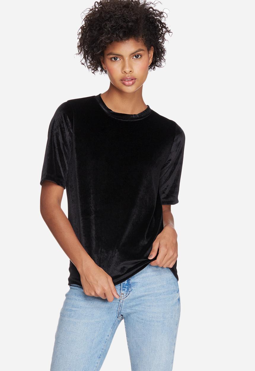 dailyfriday - Velvet step back tee