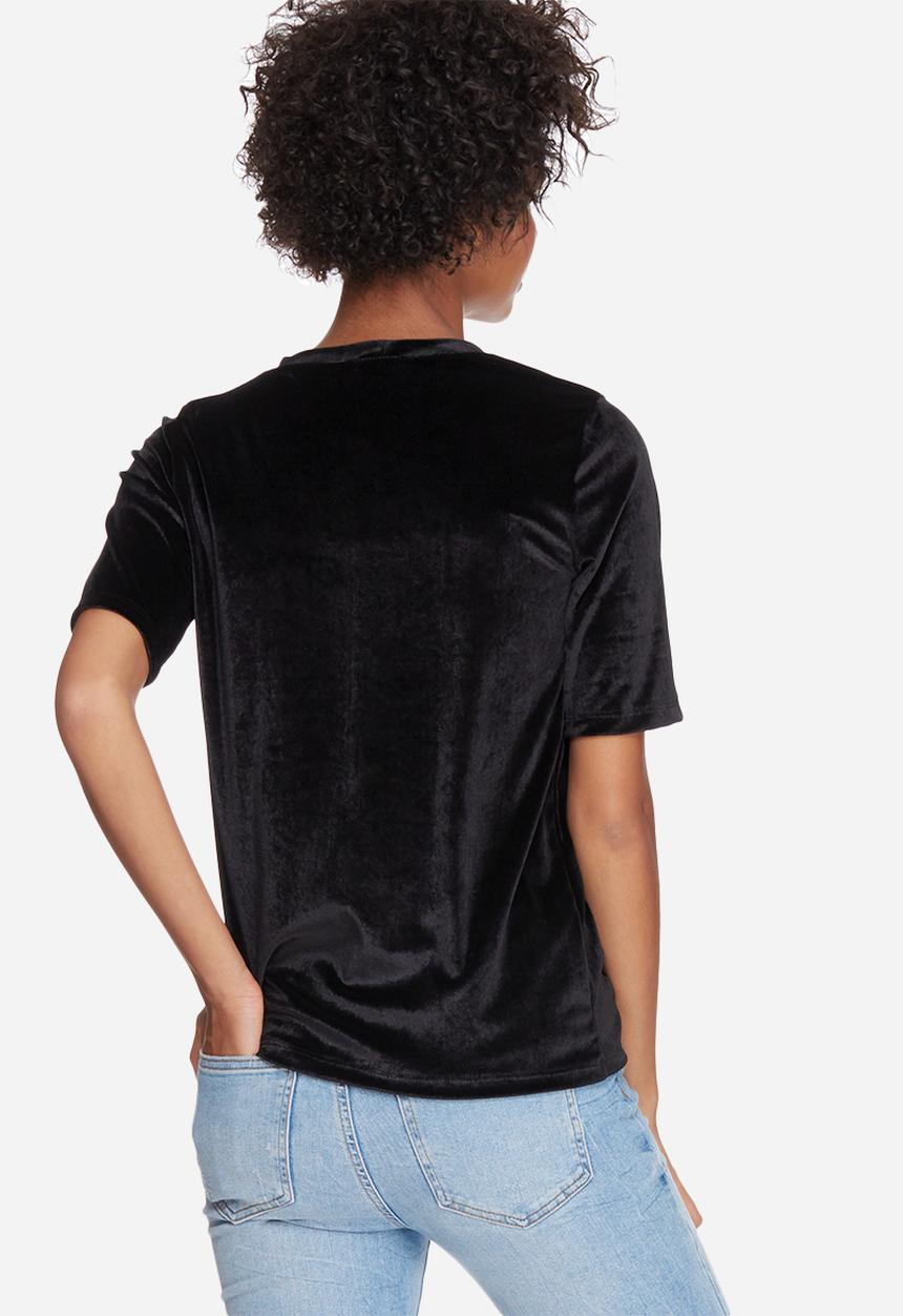 dailyfriday - Velvet step back tee