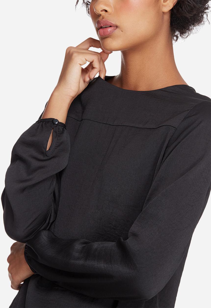 dailyfriday - Pleat back blouse