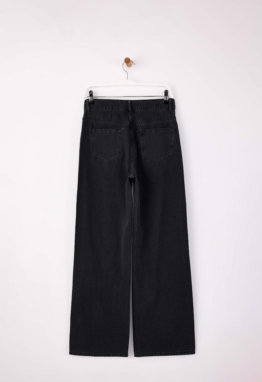 Trendyol - High-Waist Cotton Wide-Leg Jeans with Stone Detail - Black