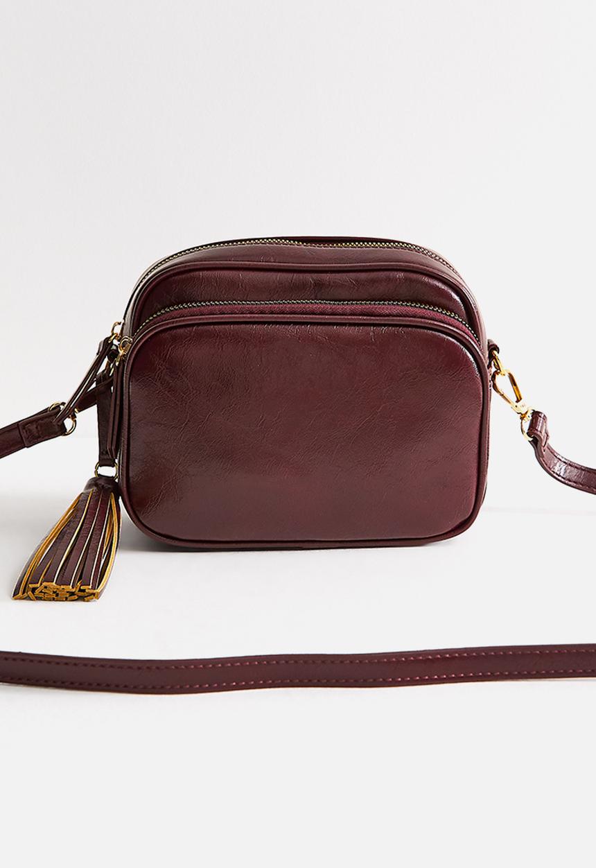 New Look - Alice Tassel Camera  - Dark Burgundy