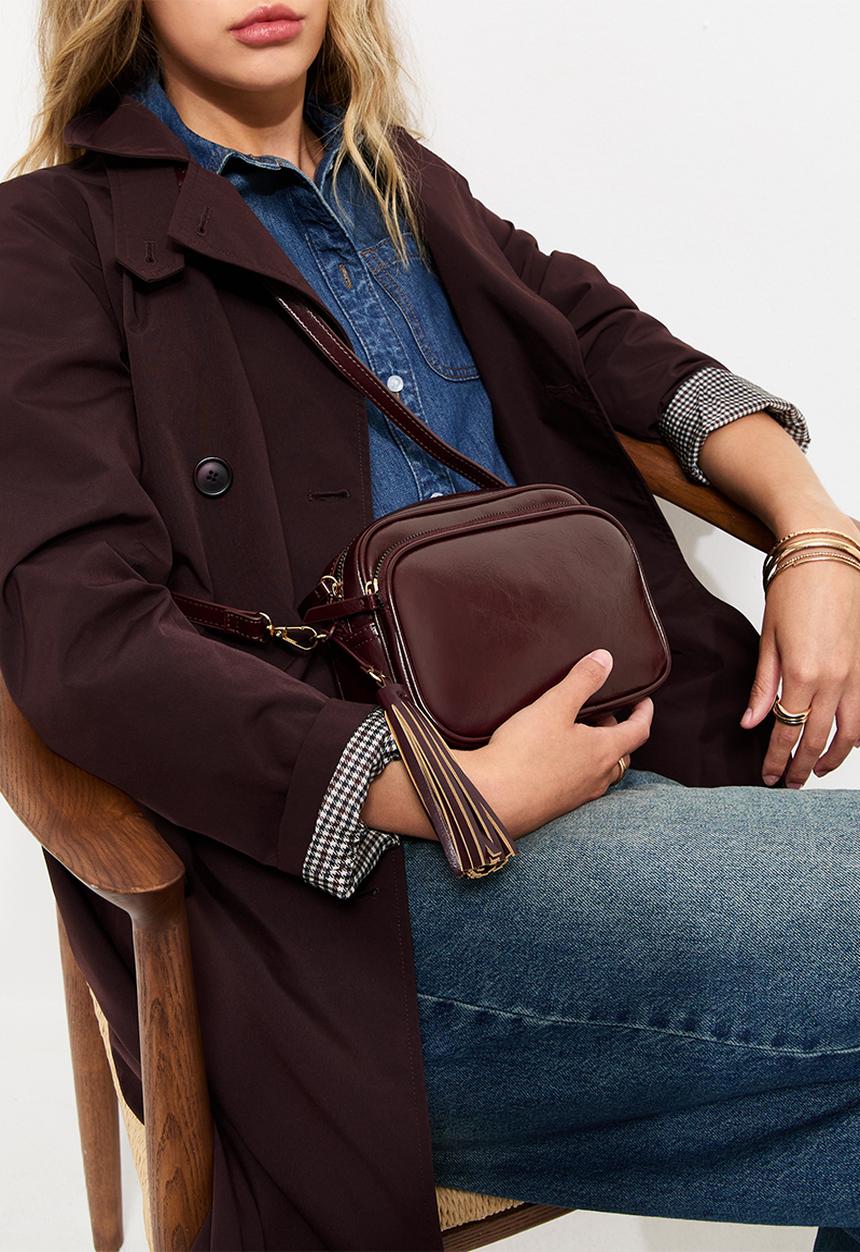 New Look - Alice Tassel Camera  - Dark Burgundy