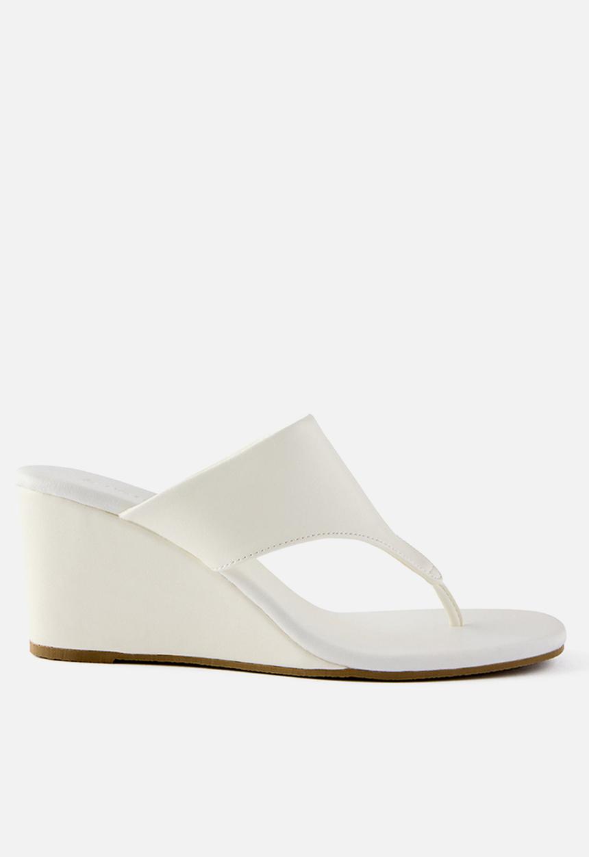 Cotton On - Bobbie flip flop wedge - white smooth