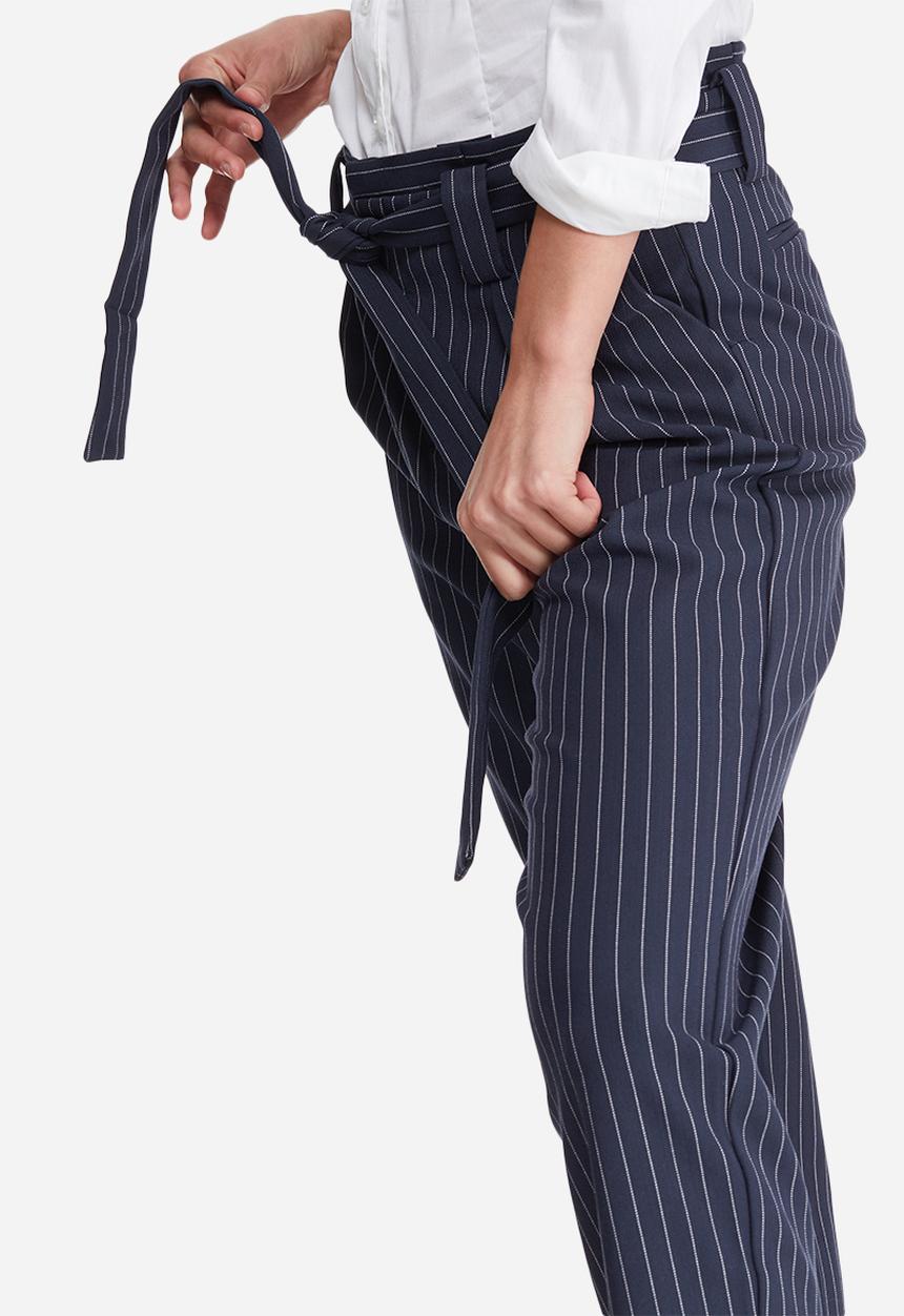 ONLY - Maggie belted pinstripe pants