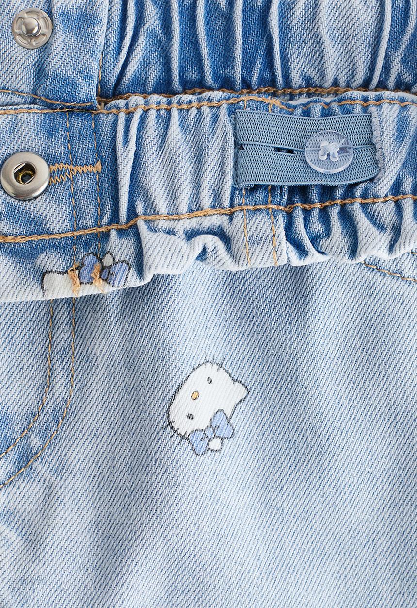 H&M - Loose fit denim shorts - pale denim blue/hello kitty