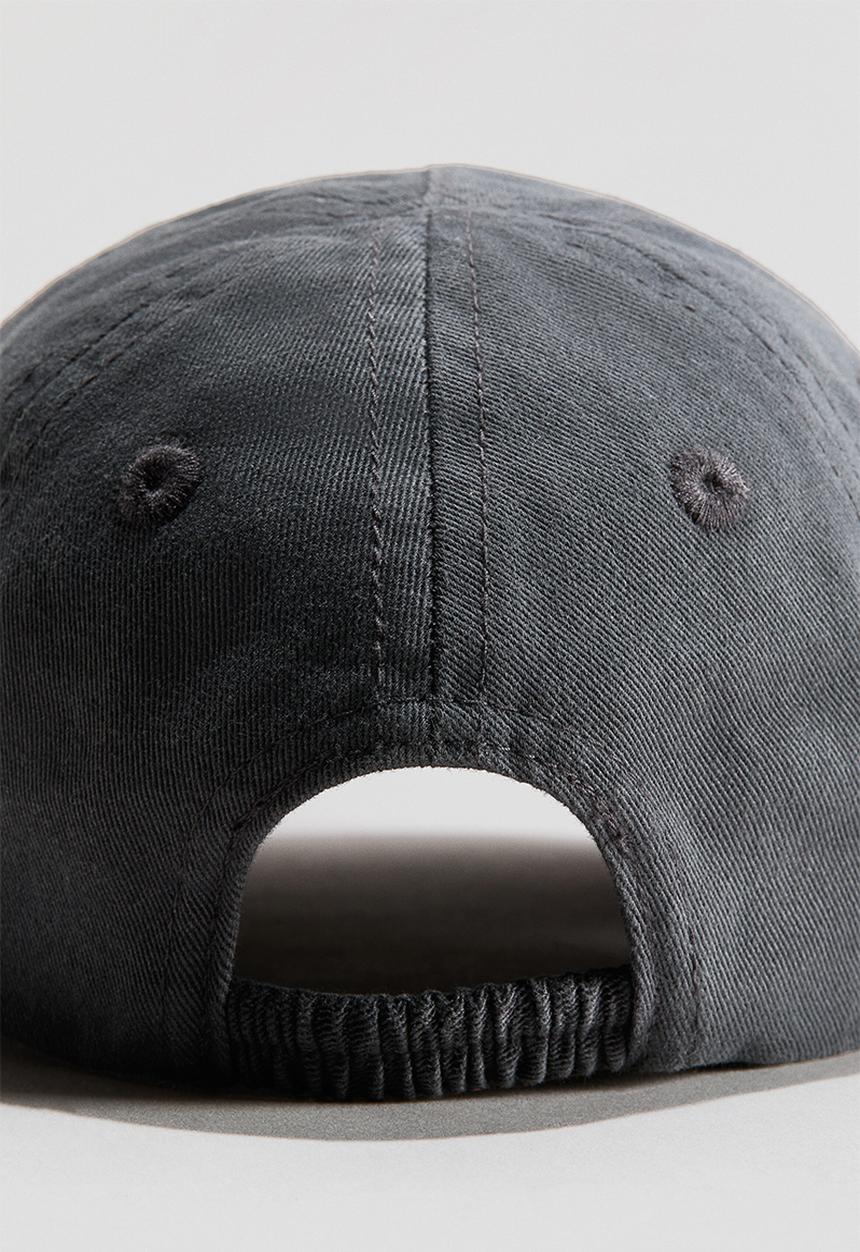 H&M - Cotton cap - dark grey/mini adventurer