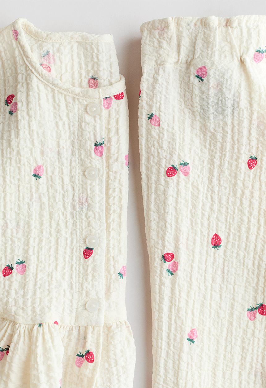 H&M - 2-piece seersucker set - white/strawberries
