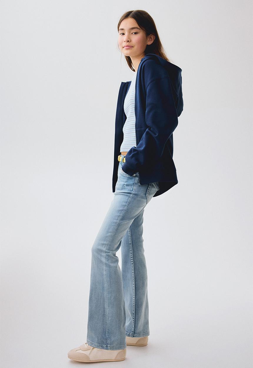 H&M - Skinny fit bootcut low jeans - light denim blue