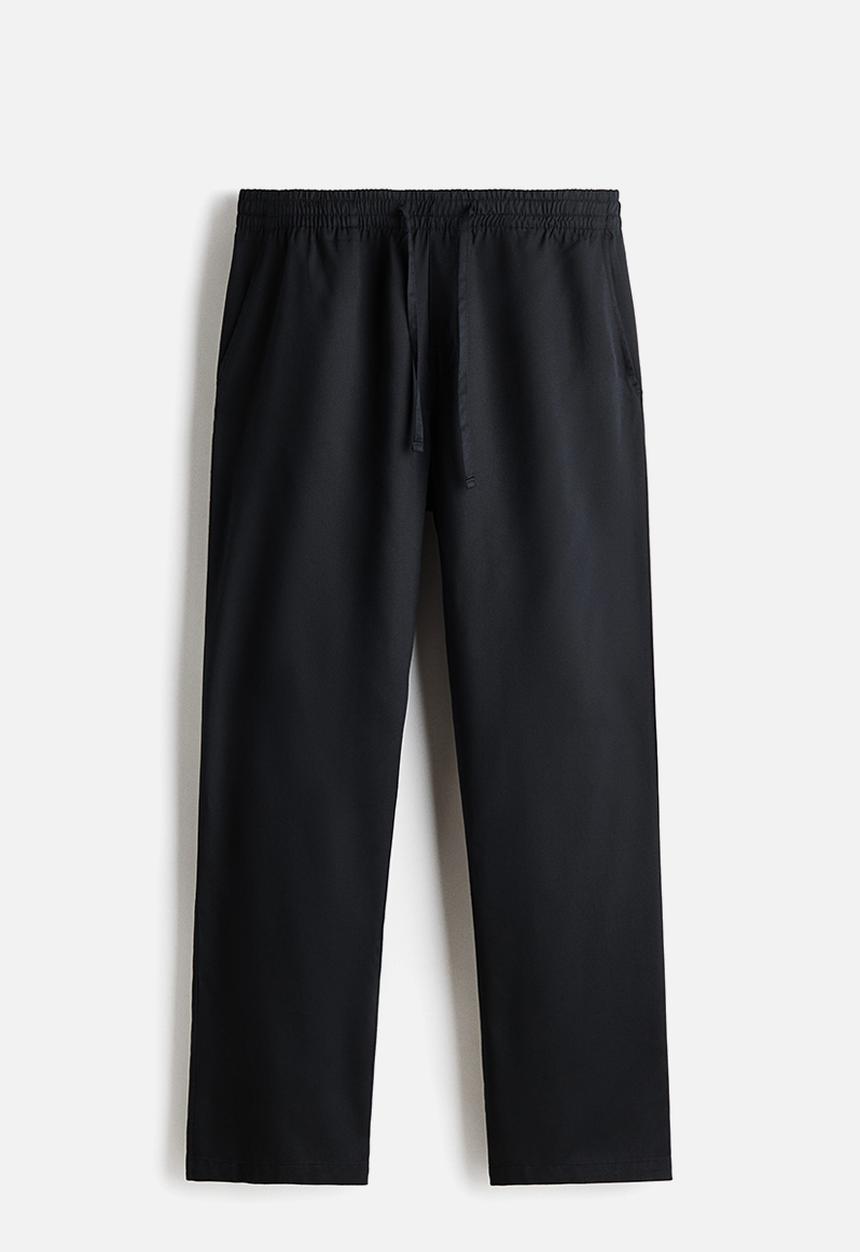 H&M - Relaxed fit lyocell trousers - black
