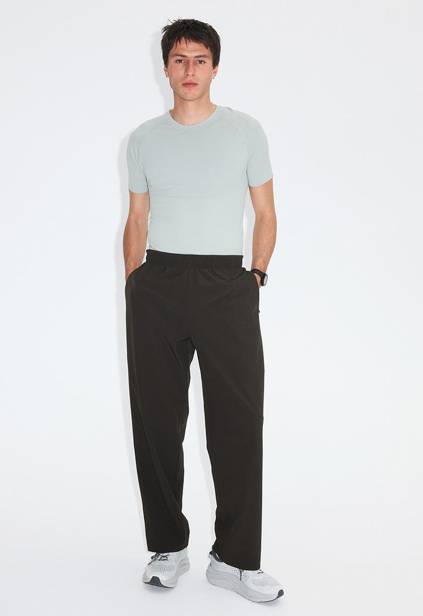 H&M - Muscle fit sports t-shirt with drymove™ - dusty mint