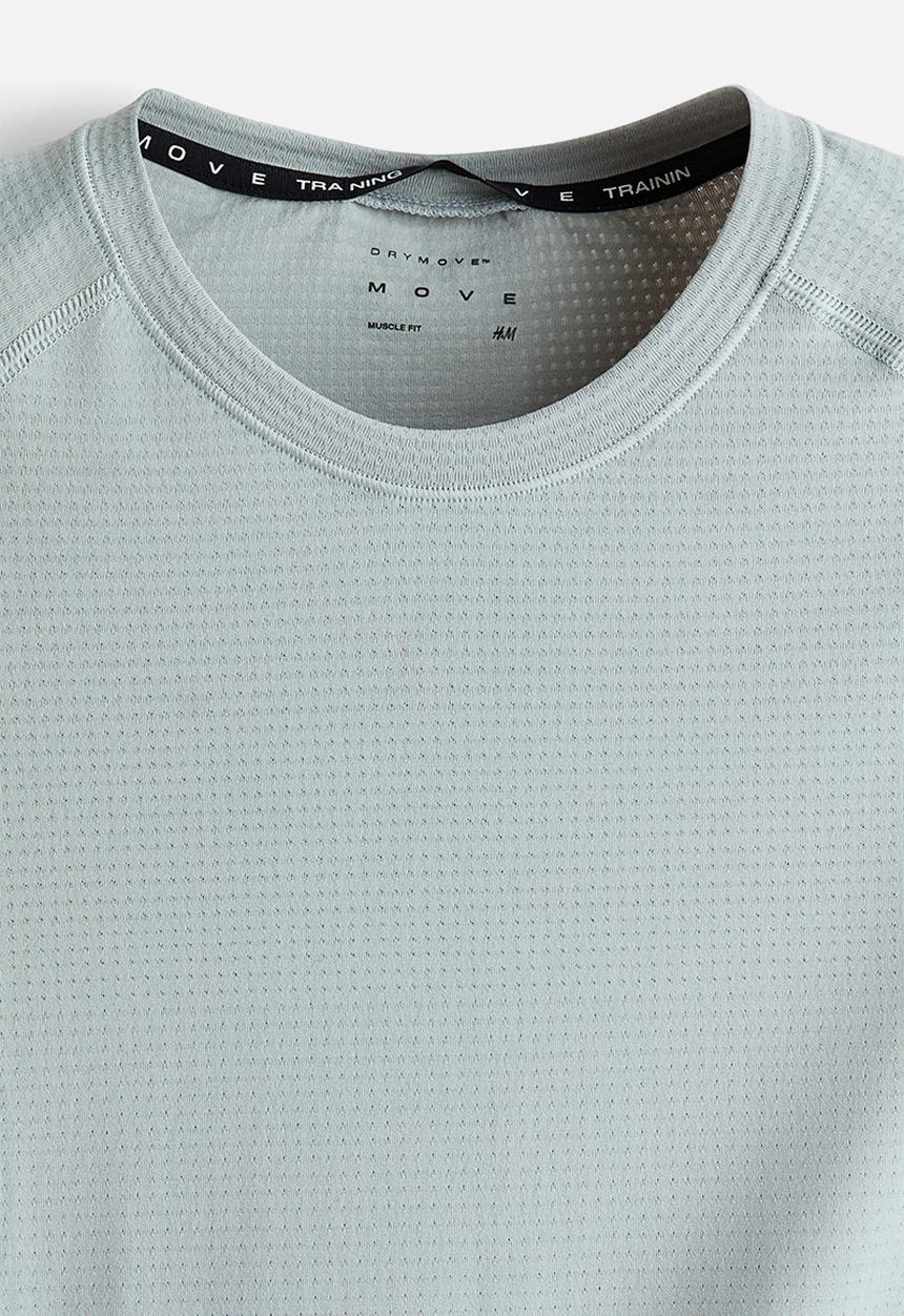 H&M - Muscle fit sports t-shirt with drymove™ - dusty mint