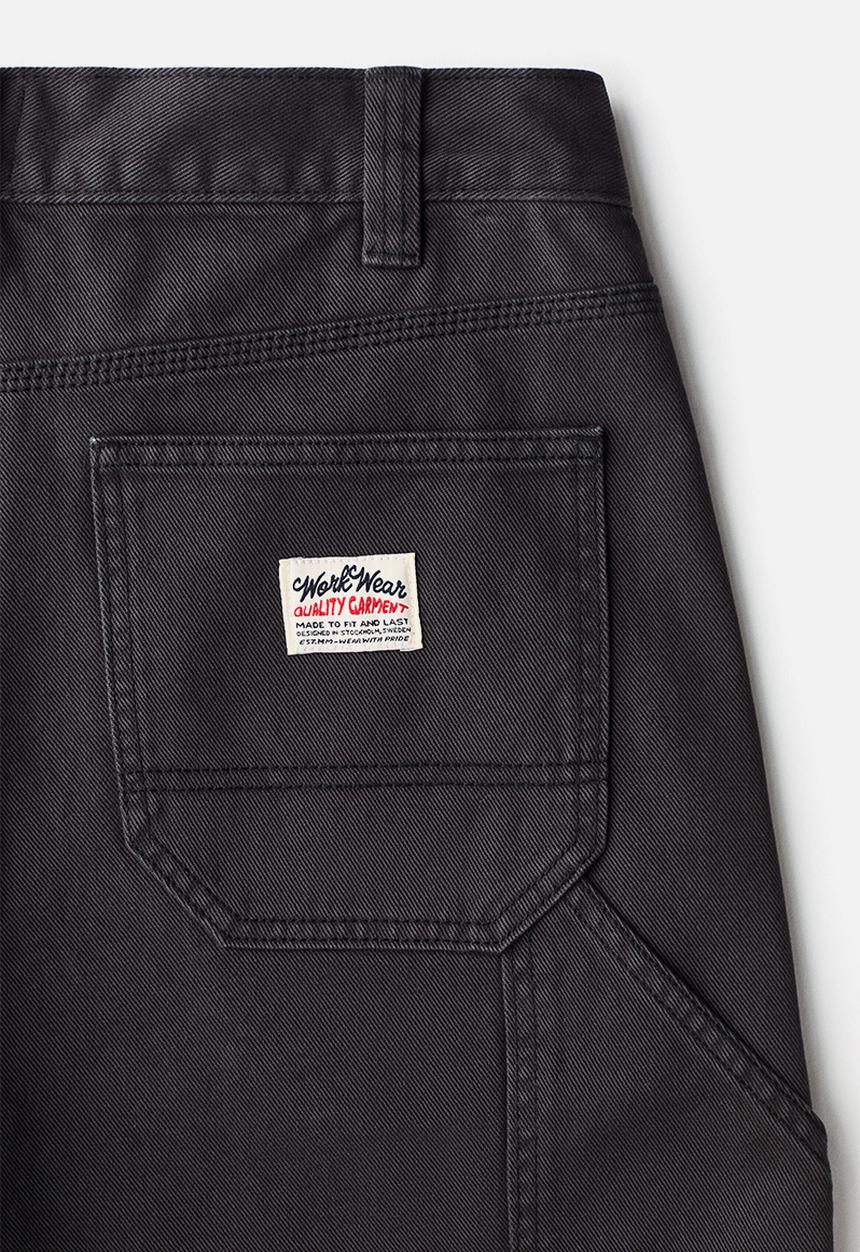 H&M - Relaxed fit carpenter shorts - black