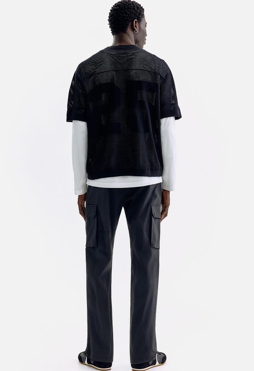 H&M - Regular fit nylon cargo trousers - black
